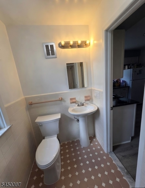 166 Carmita Avenue Rutherford, NJ 07070 - Photo 14 of 22 Gallery Image 14