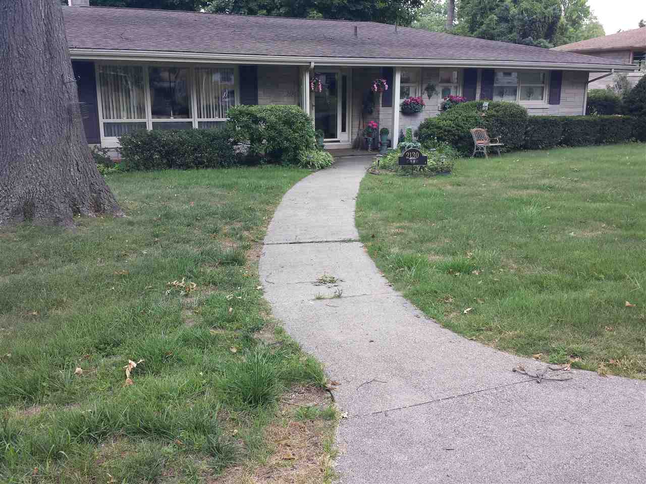 2130 Ridge Road Vincennes, IN 47591 - Photo 2 of 27 Gallery Image 2