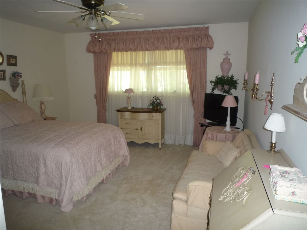 2130 Ridge Road Vincennes, IN 47591 - Photo 17 of 27 Gallery Image 17