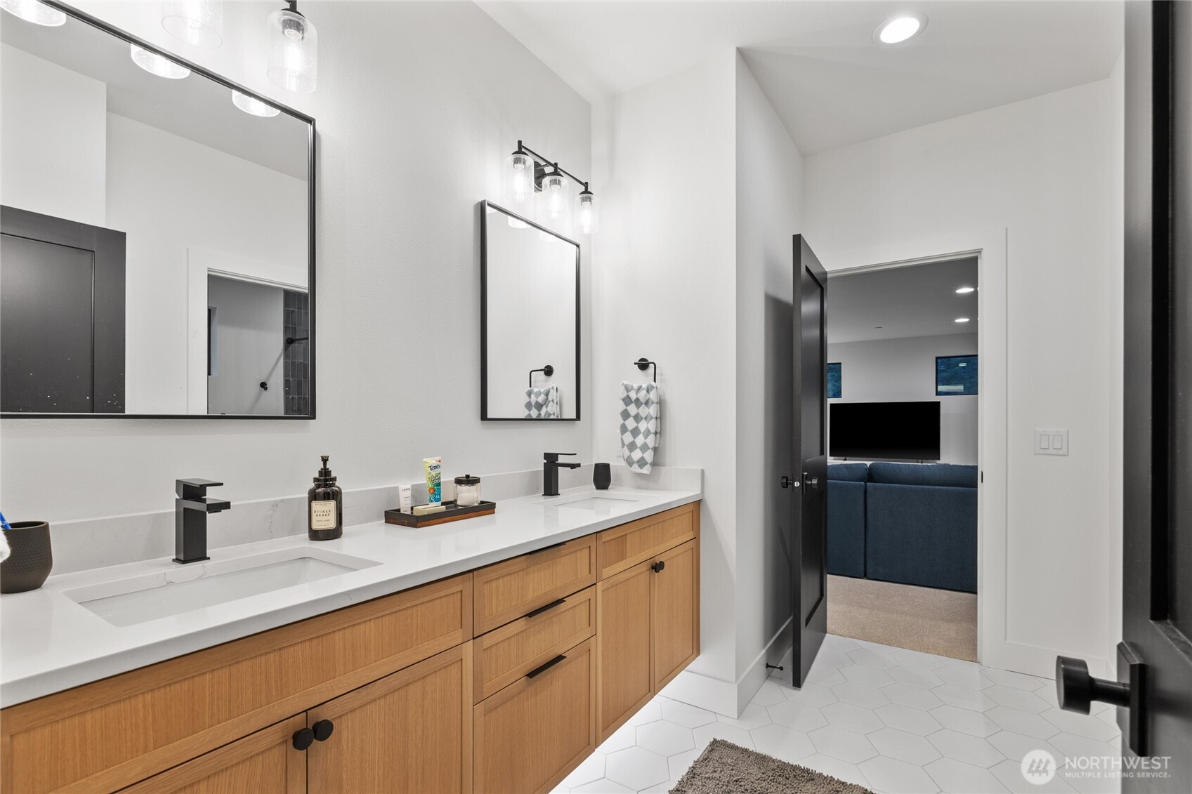 1551 Kokanee Loop Cle Elum, WA 98922 - Photo 25 of 36