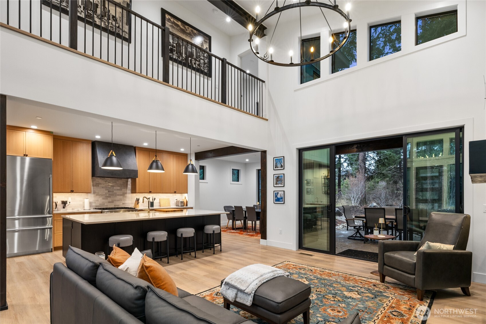 1551 Kokanee Loop Cle Elum, WA 98922 - Photo 3 of 36