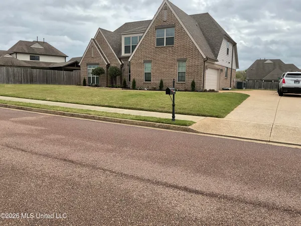 $450,000 | 4186 Carolyn Mitchell Drive, Olive Branch, MS 38654