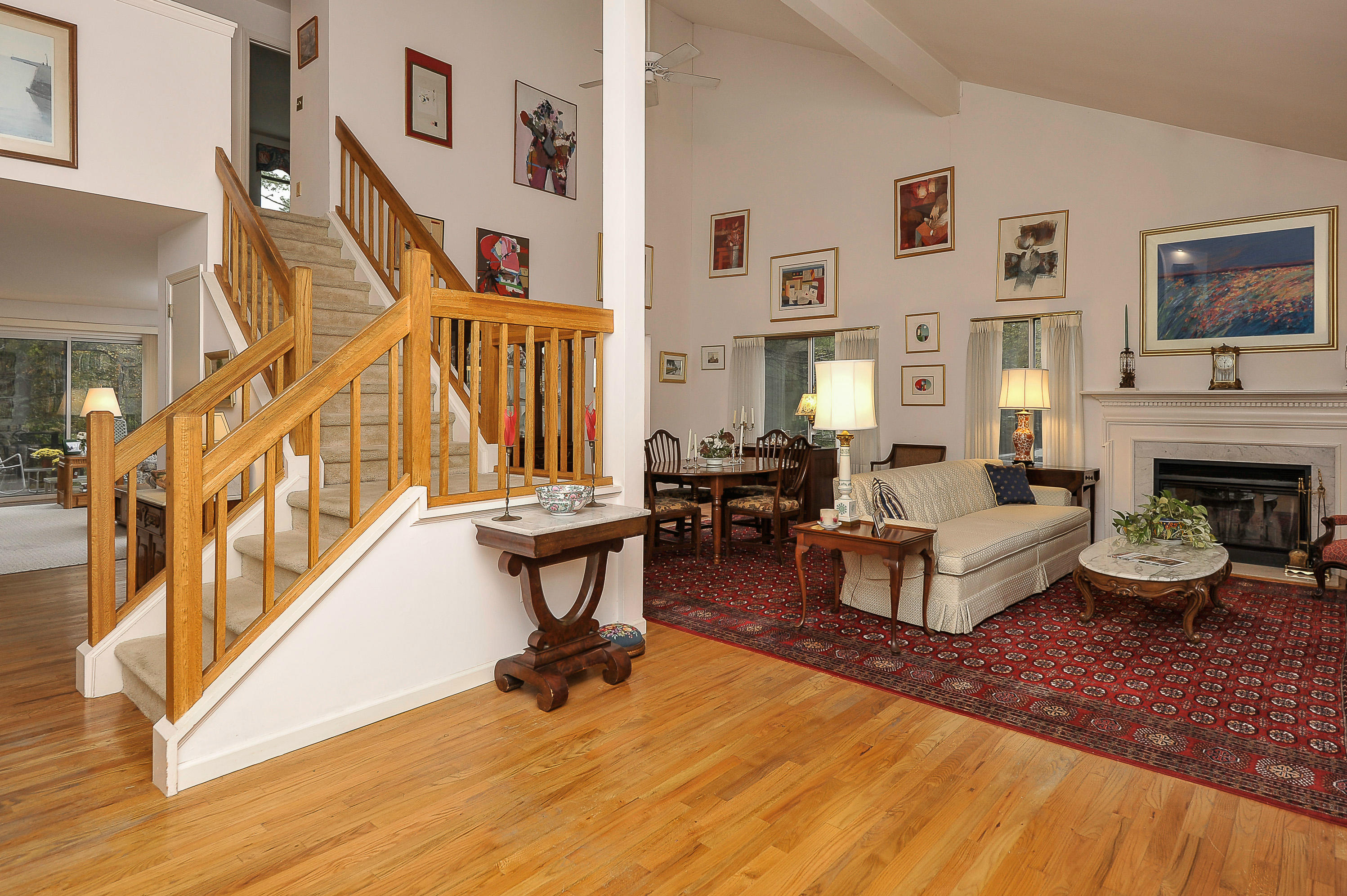 12 Farm Hill Road, Unit 12 Stamford, CT 06902 - Photo 3 of 17 Foyer & Living Room