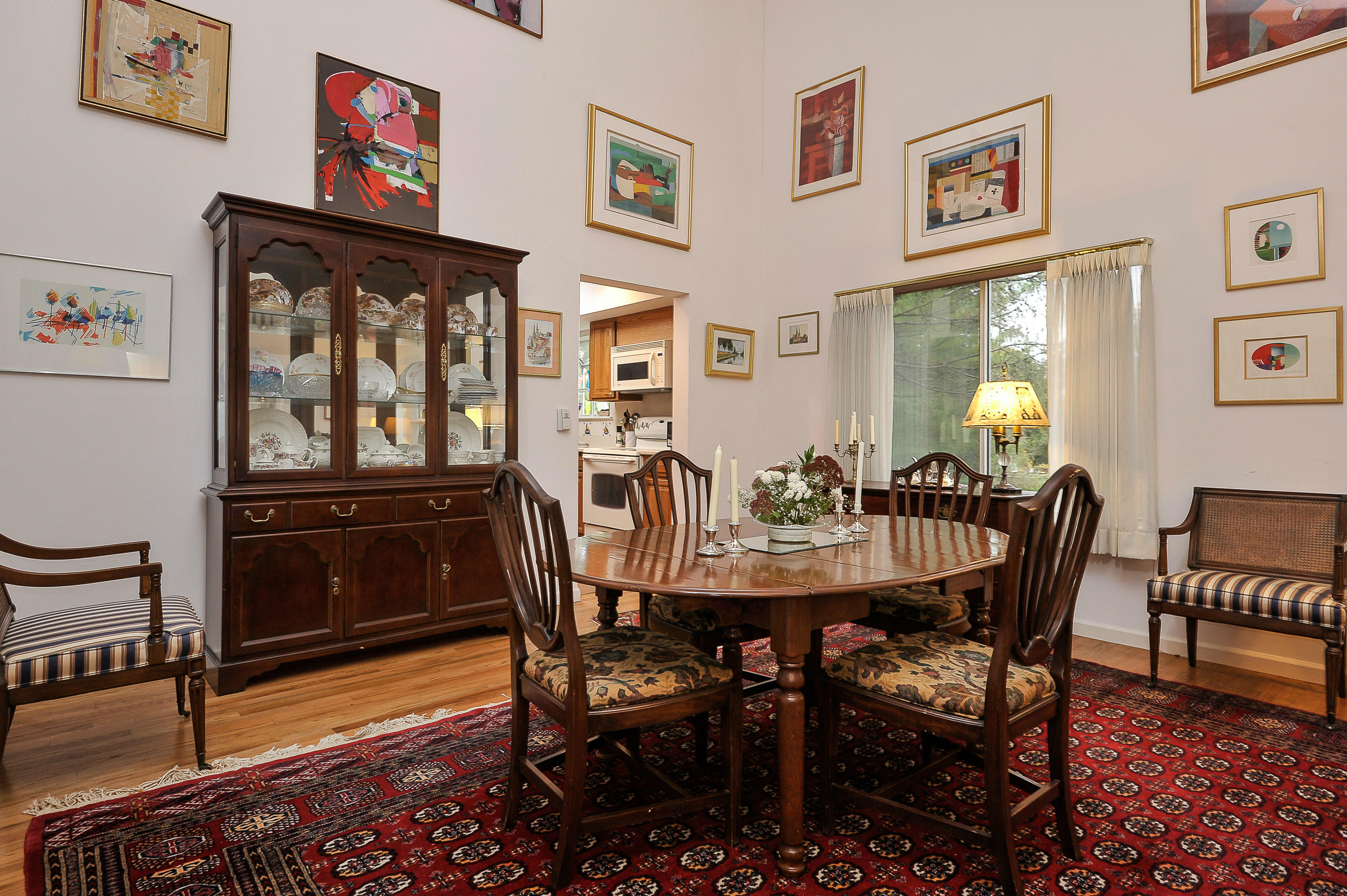 12 Farm Hill Road, Unit 12 Stamford, CT 06902 - Photo 5 of 17 Dining Room