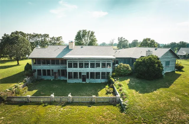 $1,985,000 | 6203 Shepherd Road, Richland, MO 65556