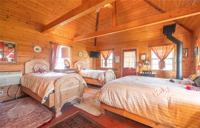 $1,985,000 | 6203 Shepherd Road, Richland, MO 65556