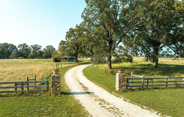 $1,985,000 | 6203 Shepherd Road, Richland, MO 65556