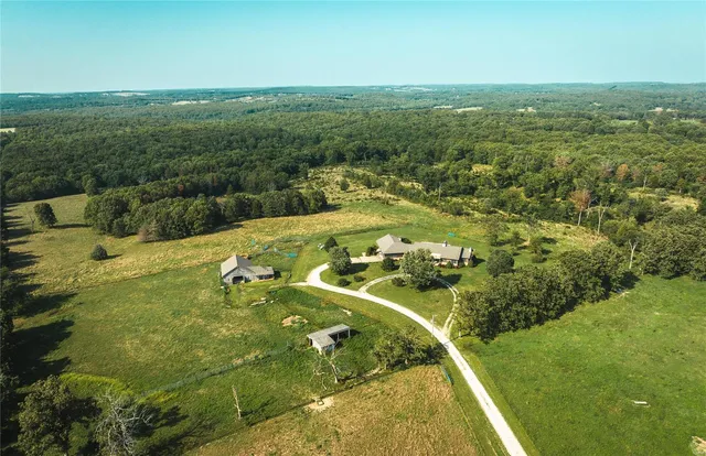 $1,985,000 | 6203 Shepherd Road, Richland, MO 65556