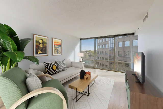 $306,000 | 800 Elgin Road, Unit 715, Evanston, IL 60201