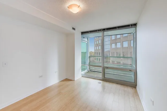 $306,000 | 800 Elgin Road, Unit 715, Evanston, IL 60201