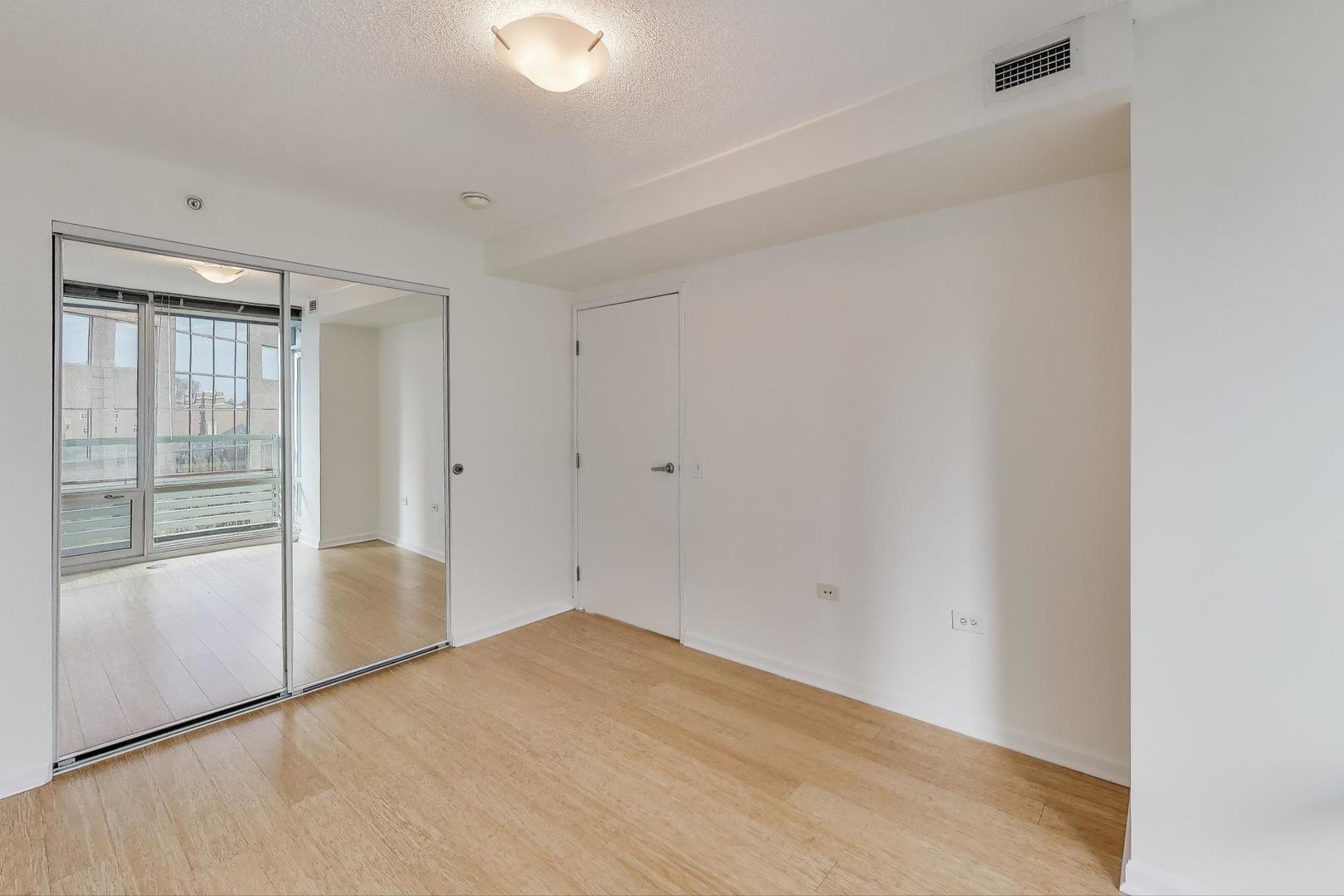 800 Elgin Road, Unit 715 Evanston, IL 60201 - Photo 17 of 30