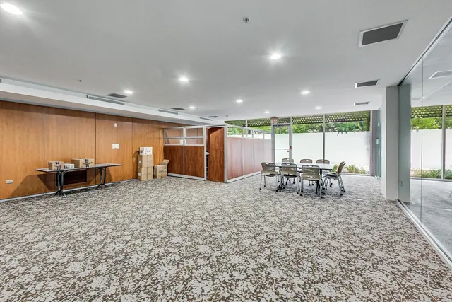 $306,000 | 800 Elgin Road, Unit 715, Evanston, IL 60201