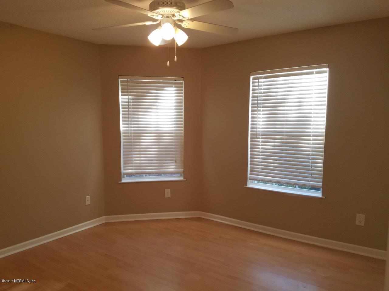 17101 Cross Br Road Hilliard, FL 32046 - Photo 14 of 15 20170319_181703