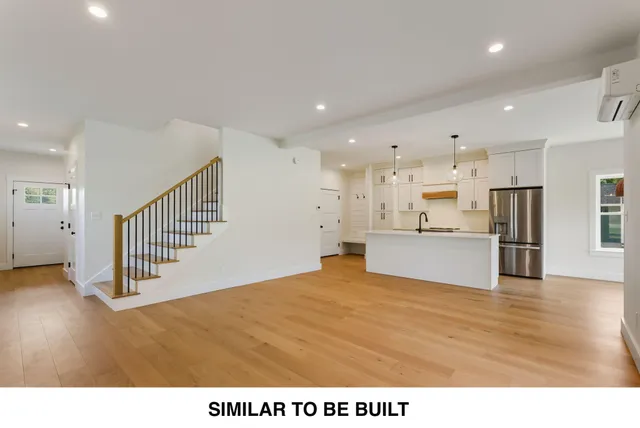 $640,000 | 26 Feldspar Lane, Unit 22, Cumberland Center, ME 04021