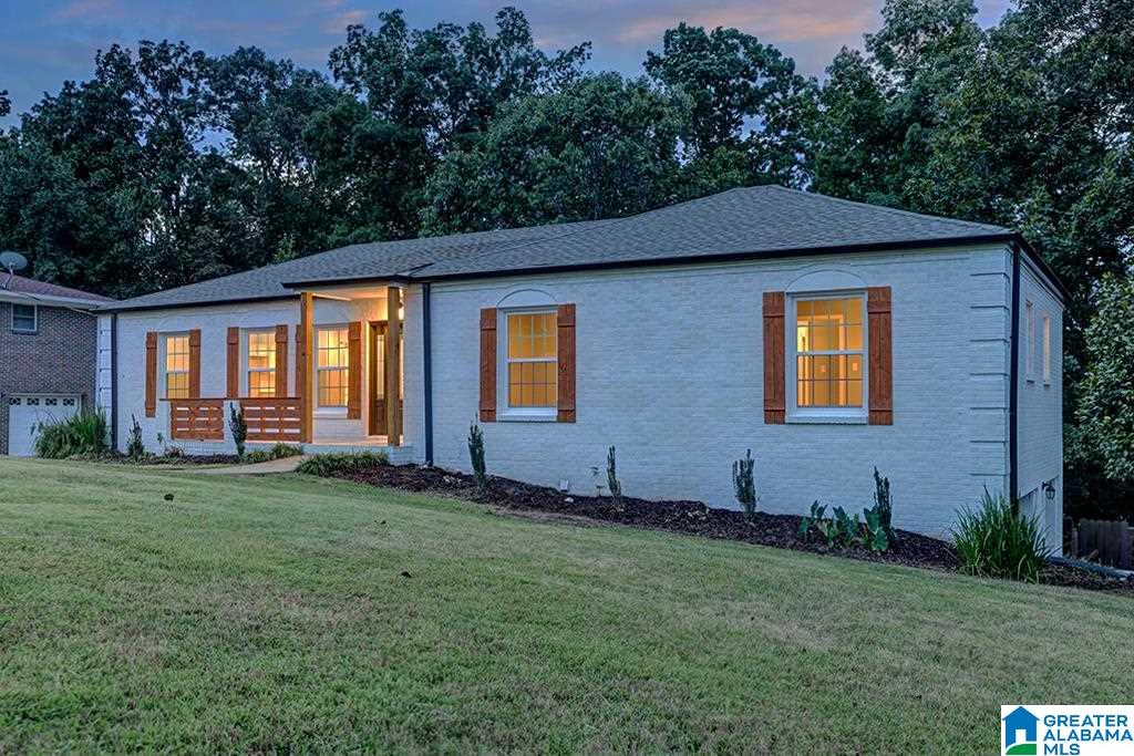 844 Rockingham Road Birmingham, AL 35235 - Photo 3 of 46