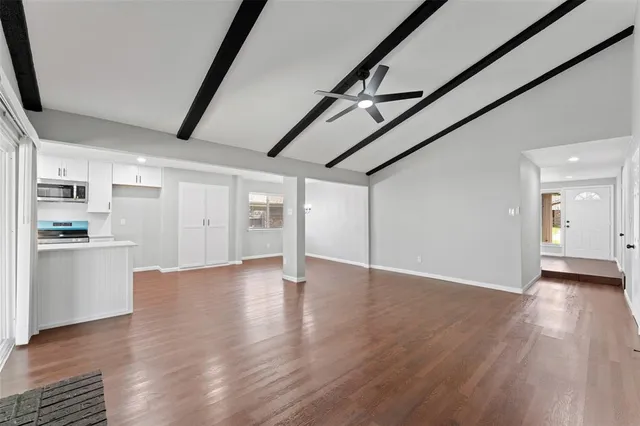 $2,295 | 1137 Via Balboa, Mesquite, TX 75150