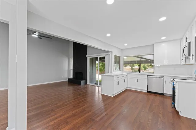 $2,295 | 1137 Via Balboa, Mesquite, TX 75150