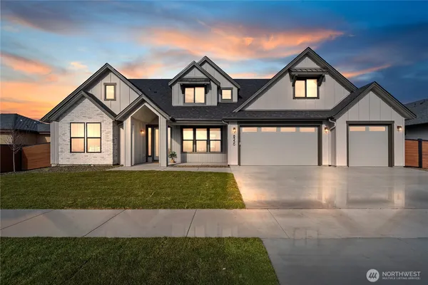 $1,374,900 | 14827 210th Place East, Unit 1488, Bonney Lake, WA 98391