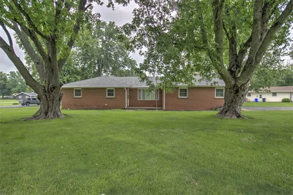 $140,000 | 2220 Dunes Street, Decatur, IL 62526