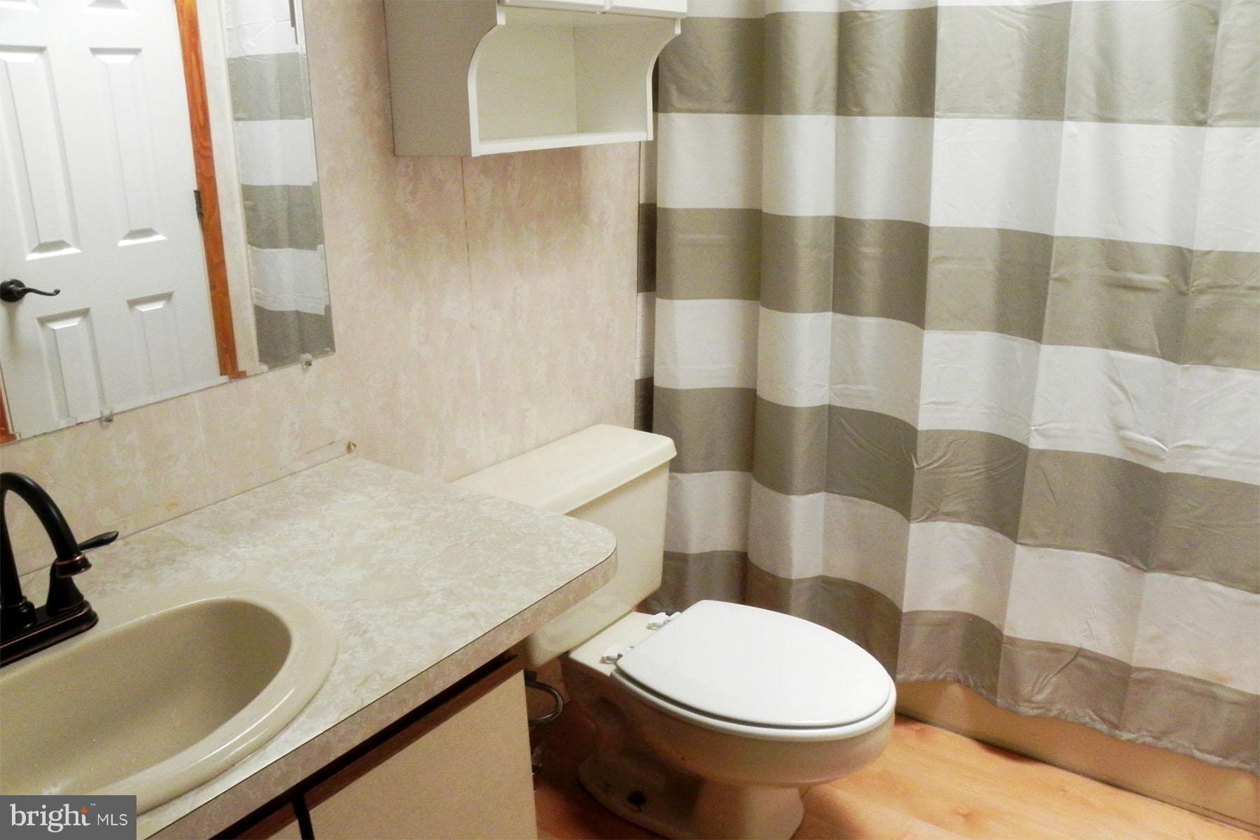 24605 Old 3 Notch Road Hollywood, MD 20636 - Photo 15 of 22 Bath