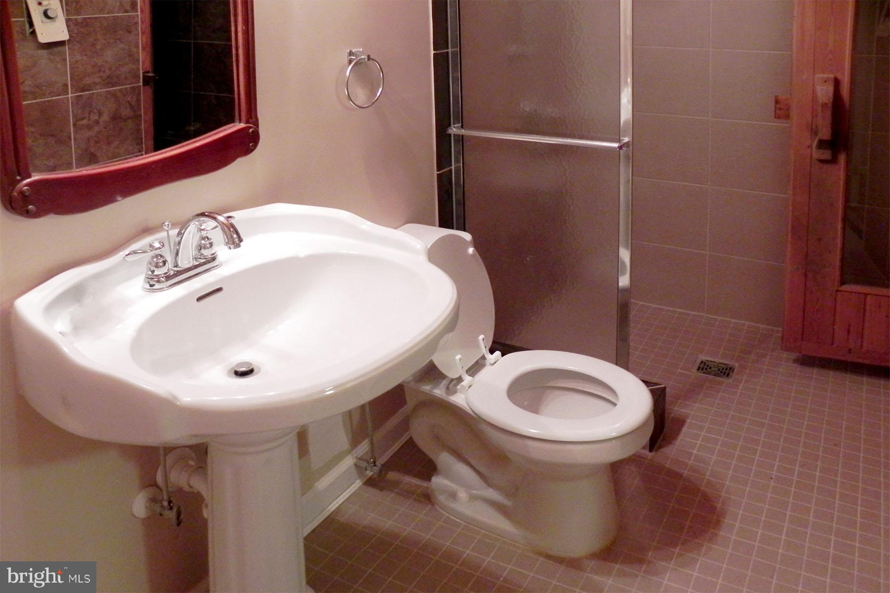 24605 Old 3 Notch Road Hollywood, MD 20636 - Photo 16 of 22 Bath