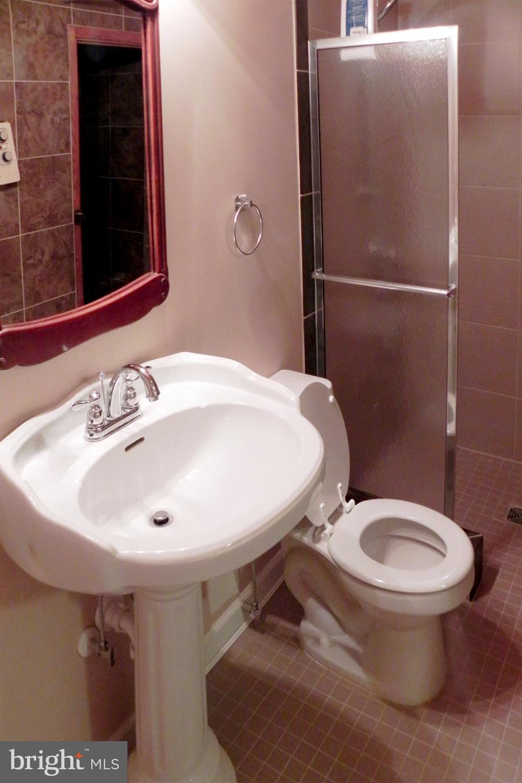 24605 Old 3 Notch Road Hollywood, MD 20636 - Photo 17 of 22 Bath
