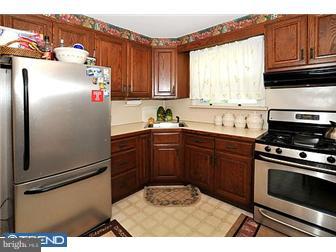 1340 Partridge Road Abington, PA 19001 - Photo 7 of 10 Kitchen