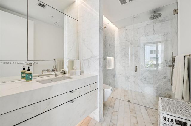 $3,975,000 | 1300 Monad Terrace, Unit 8D, Miami Beach, FL 33139