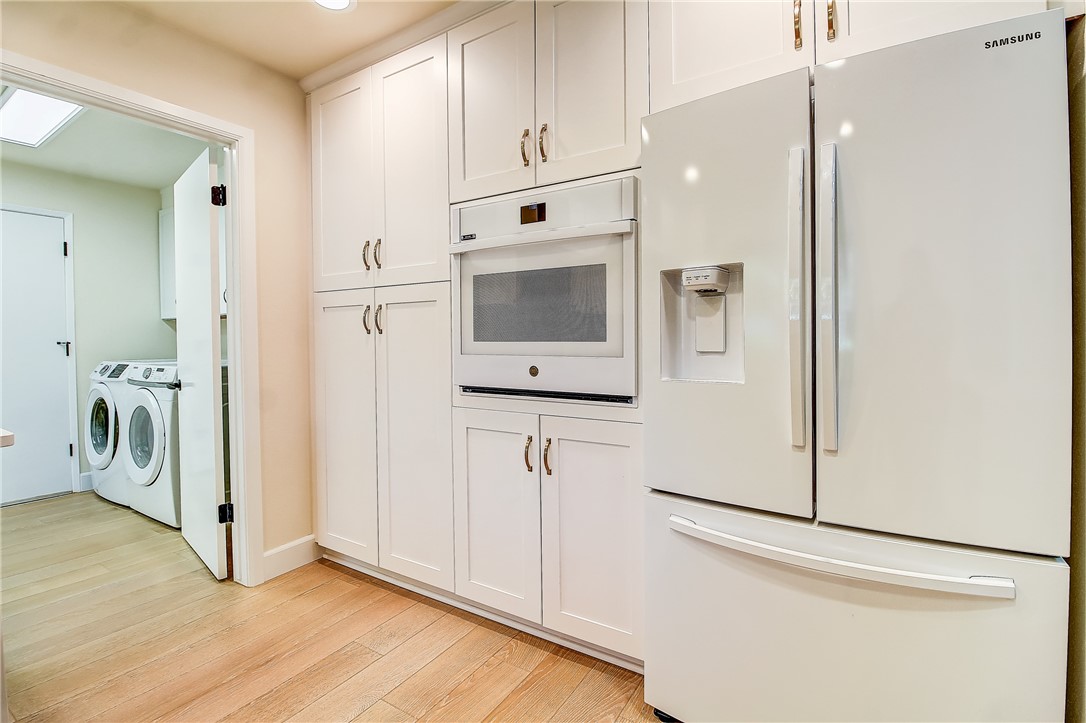732 Vía Zapata Riverside, CA 92507 - Photo 13 of 46