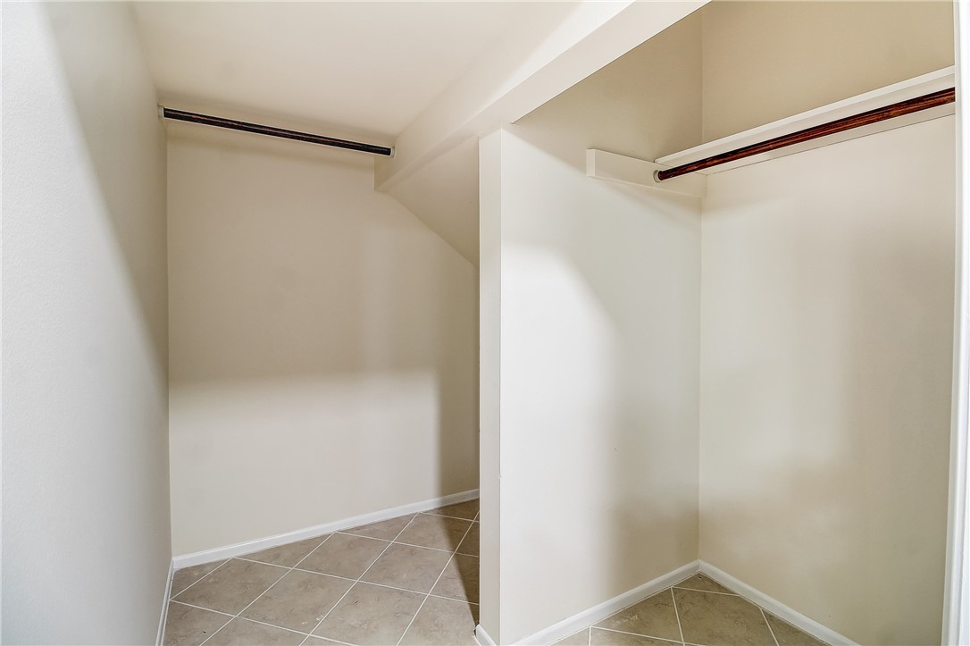732 Vía Zapata Riverside, CA 92507 - Photo 21 of 46
