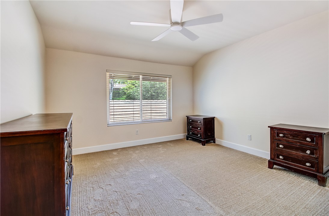 732 Vía Zapata Riverside, CA 92507 - Photo 22 of 46