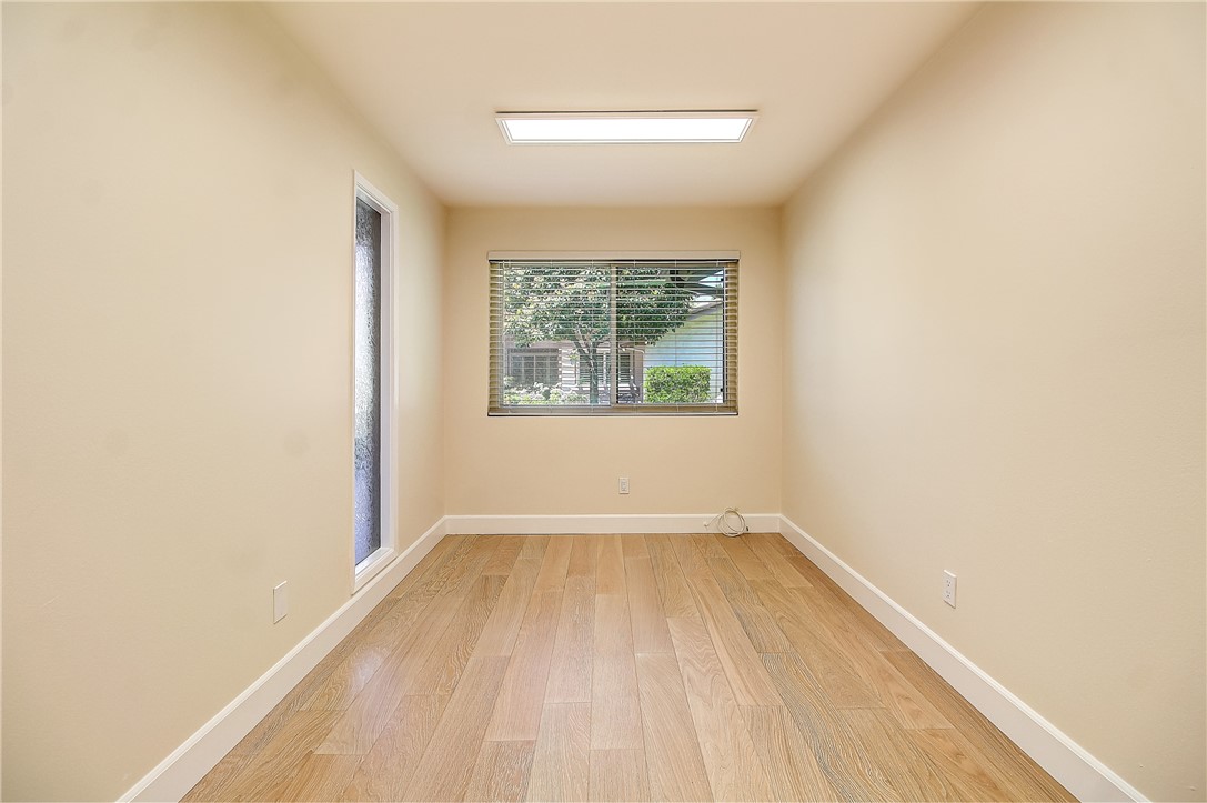 732 Vía Zapata Riverside, CA 92507 - Photo 29 of 46