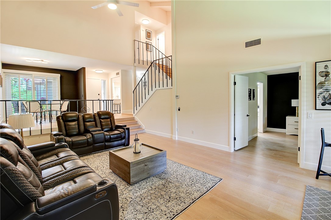 732 Vía Zapata Riverside, CA 92507 - Photo 6 of 46