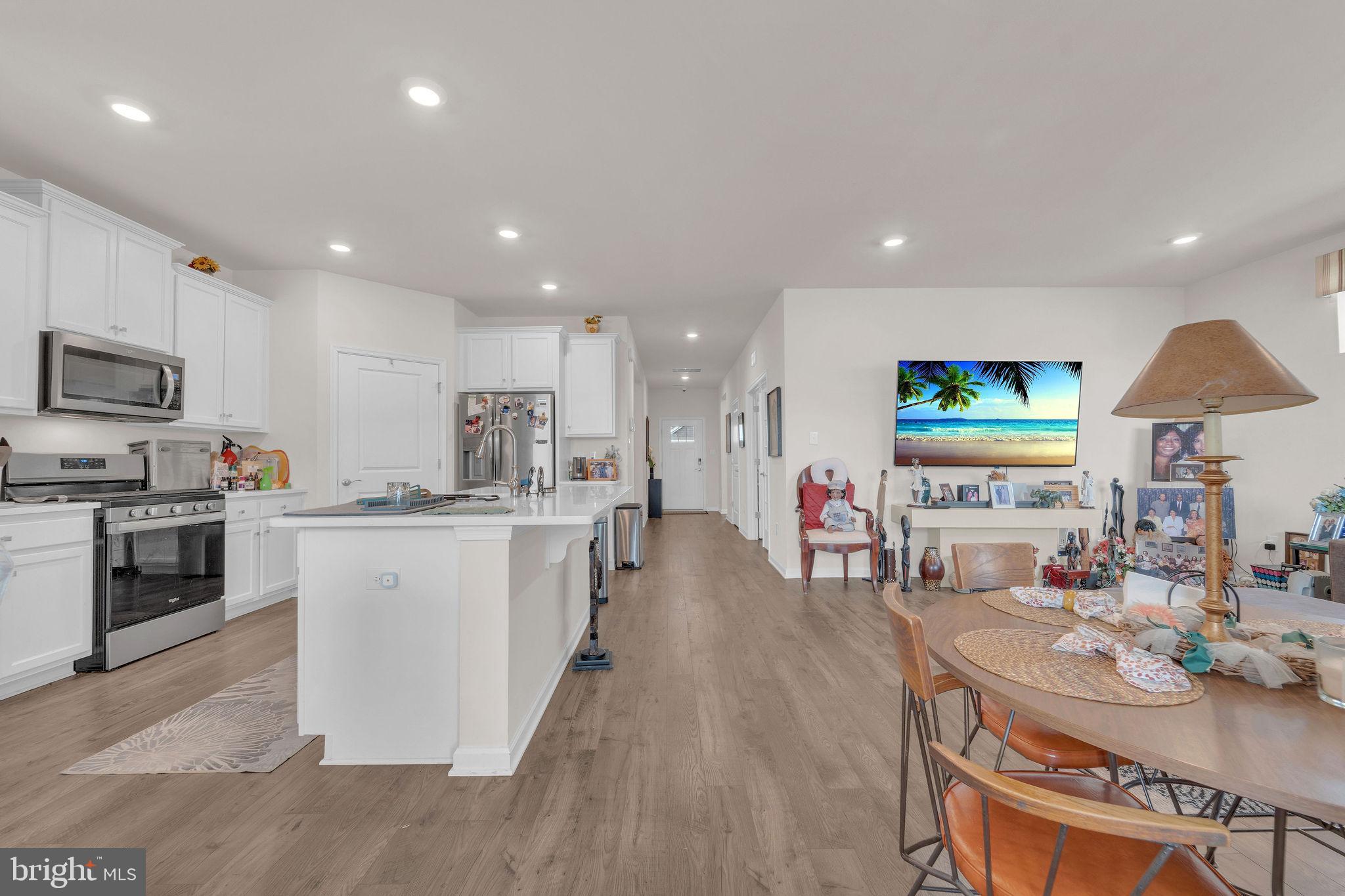 31 Walton Way Delanco, NJ 08075 - Photo 11 of 30 Kitchen view