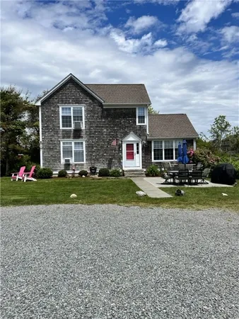 $2,500 | 116 Holden Road, South Kingstown, RI 02879