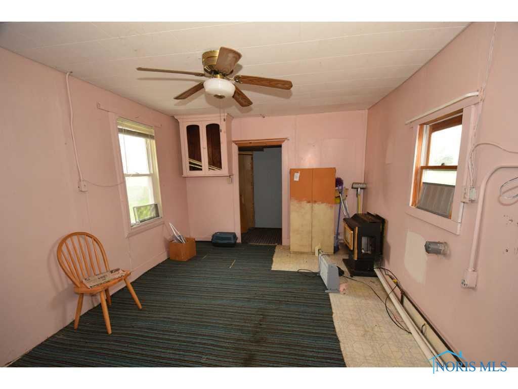 5741 Cedar Point Road Oregon, OH 43616 - Photo 10 of 17 Family Room.