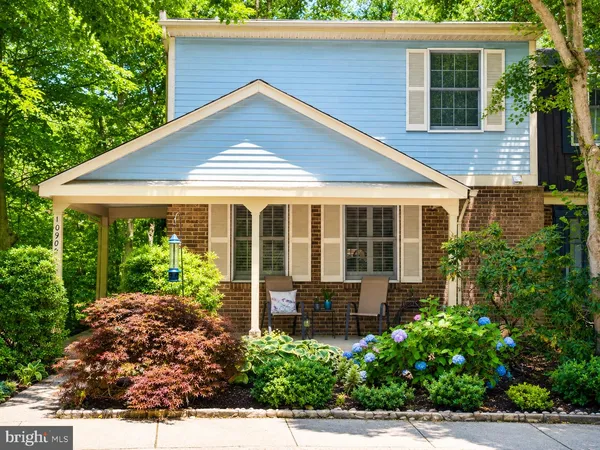 $674,000 | 10906 Barton Hill Court, Reston, VA 20191