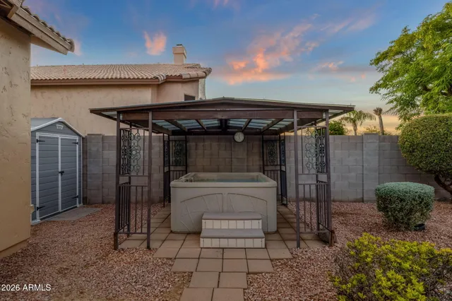 a view of outdoor space