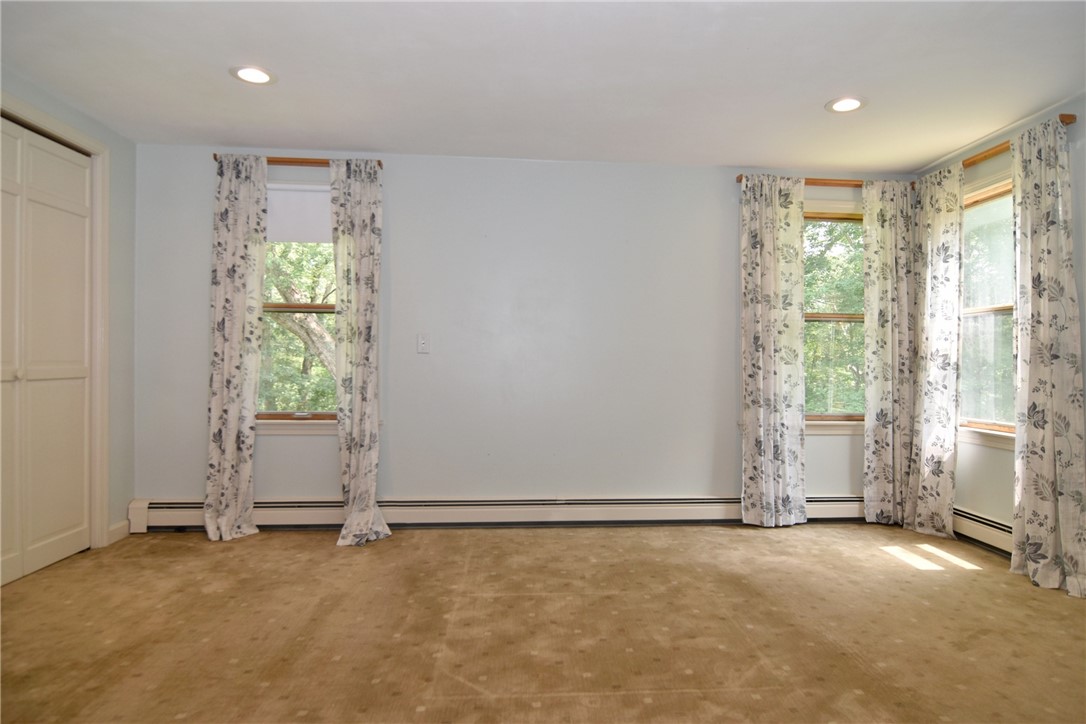 69 Diamond Hill Road Hopkinton, RI 02808 - Photo 27 of 46