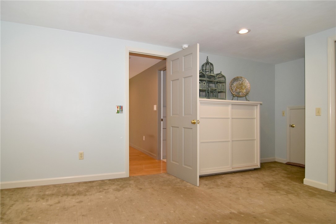 69 Diamond Hill Road Hopkinton, RI 02808 - Photo 30 of 46