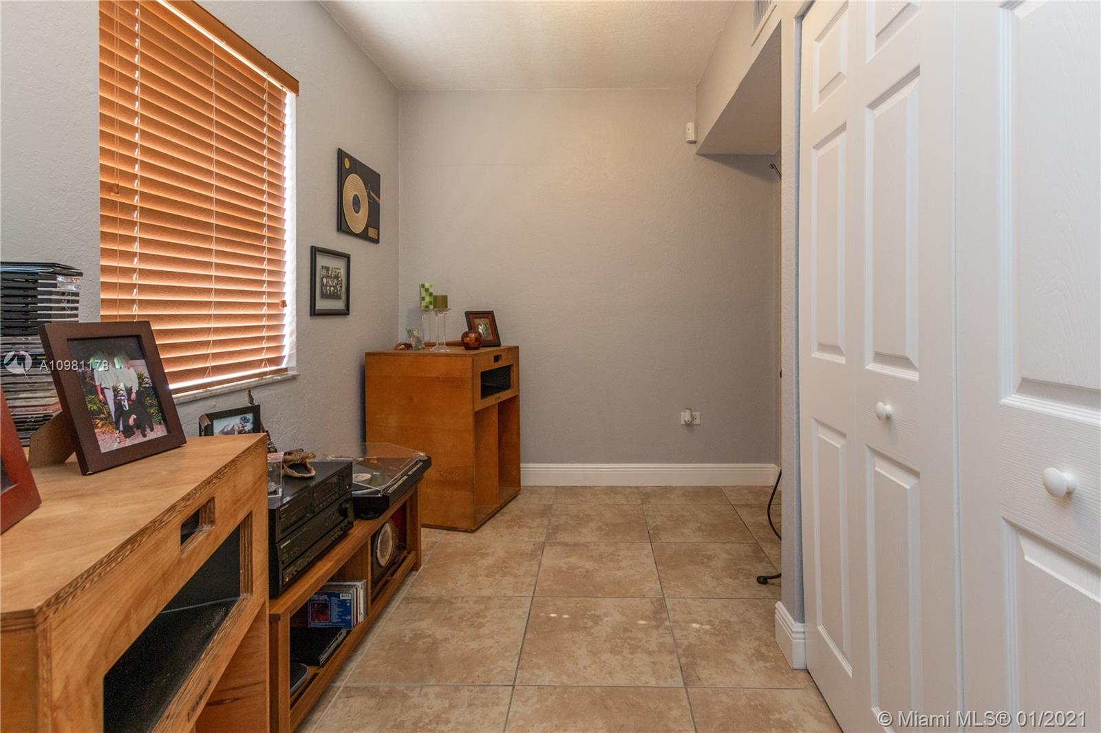 29421 Maine Road Homestead, FL 33033 - Photo 7 of 35