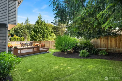 $1,285,000 | 4230 205th Place Northeast, Sammamish, WA 98074