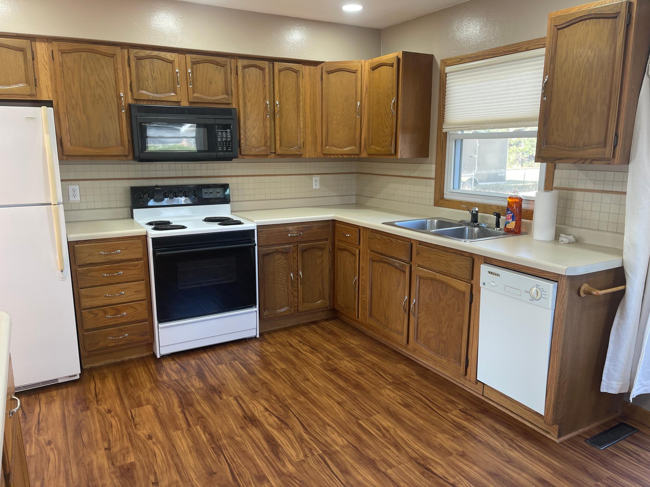 2705 15th Street Southeast Rochester, MN 55904 - Photo 11 of 18