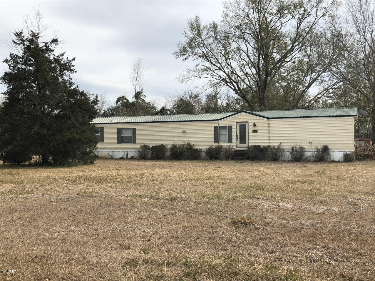390 McNeill Steephollow Road Carriere, MS 39426 - Photo 1 of 23 16