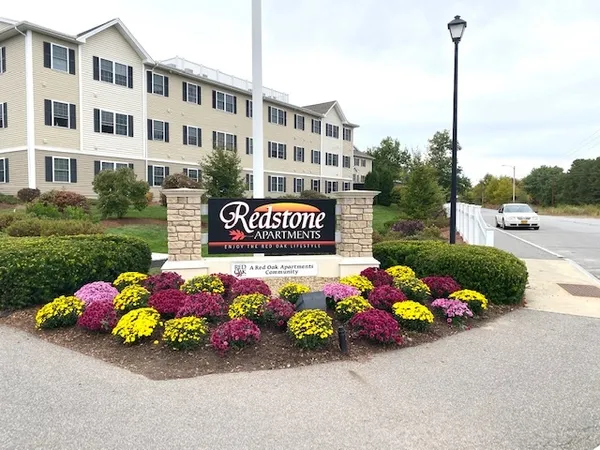 $1,965 | 100 Sentinel Court, Unit 107, Manchester, NH 03103