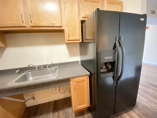 $1,965 | 100 Sentinel Court, Unit 107, Manchester, NH 03103