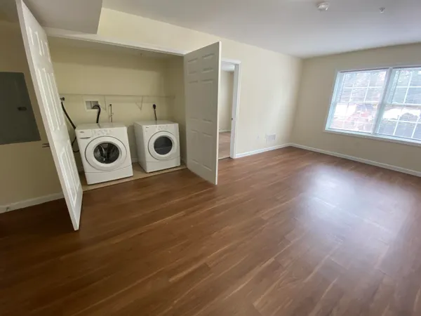 $1,965 | 100 Sentinel Court, Unit 107, Manchester, NH 03103