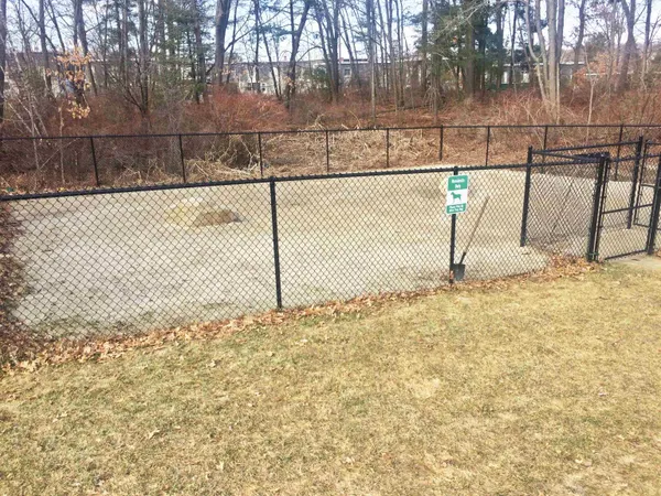 $1,965 | 100 Sentinel Court, Unit 107, Manchester, NH 03103