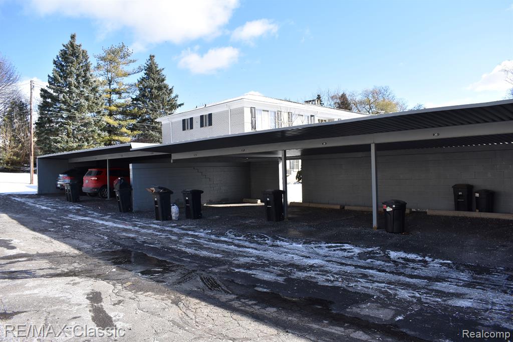 100 West Hickory Grove Road, Unit E1 Bloomfield Hills, MI 48304 - Photo 21 of 23