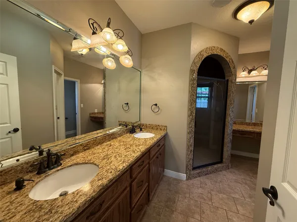 $4,000 | 2063 Apache Drive, Montgomery, TX 77316